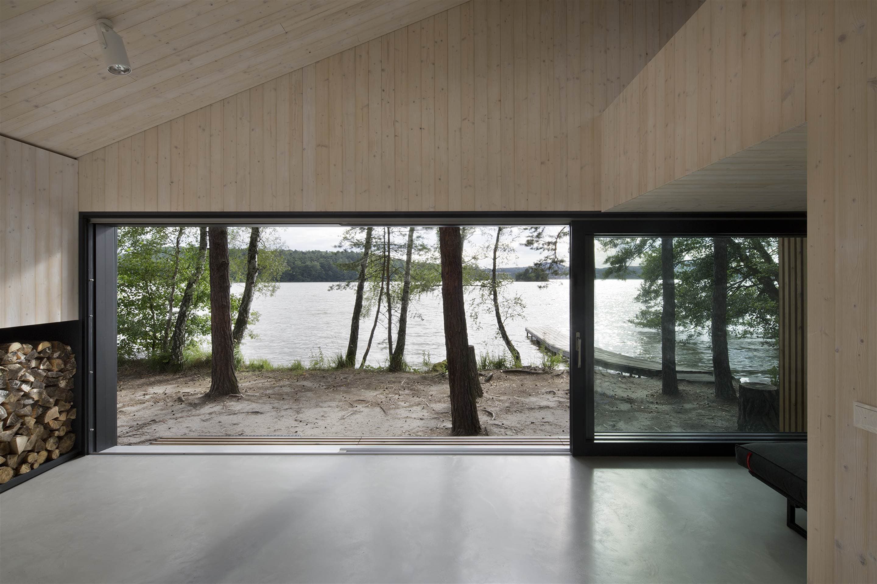 Lake Cabin | FAM Architekti